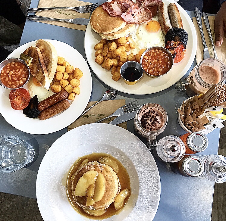 Breakfast at Café YOLK