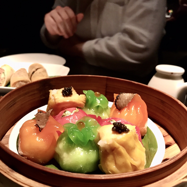 Supreme dim sum platter