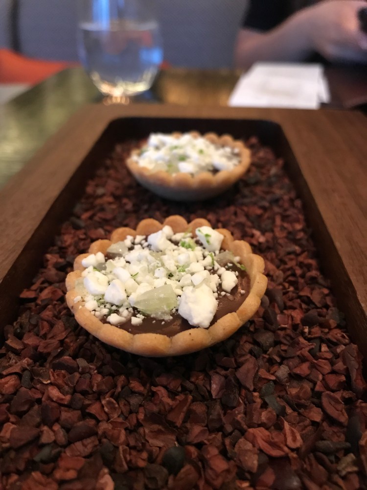 Lemon chocolate tart