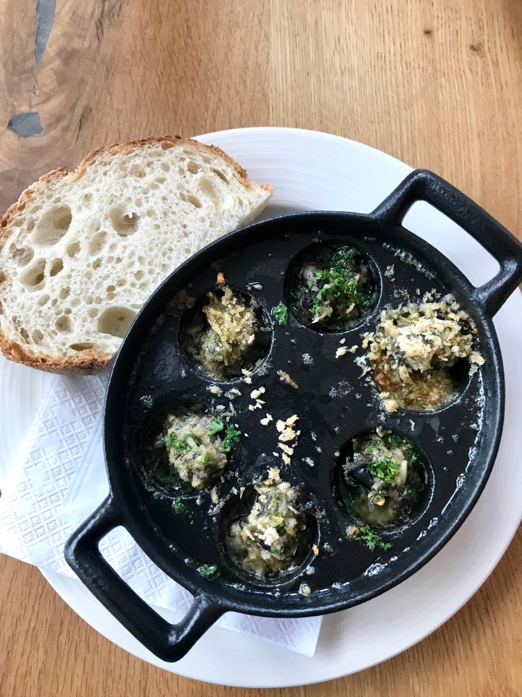 A dozen Burgundy snails with parsley & garlic butter