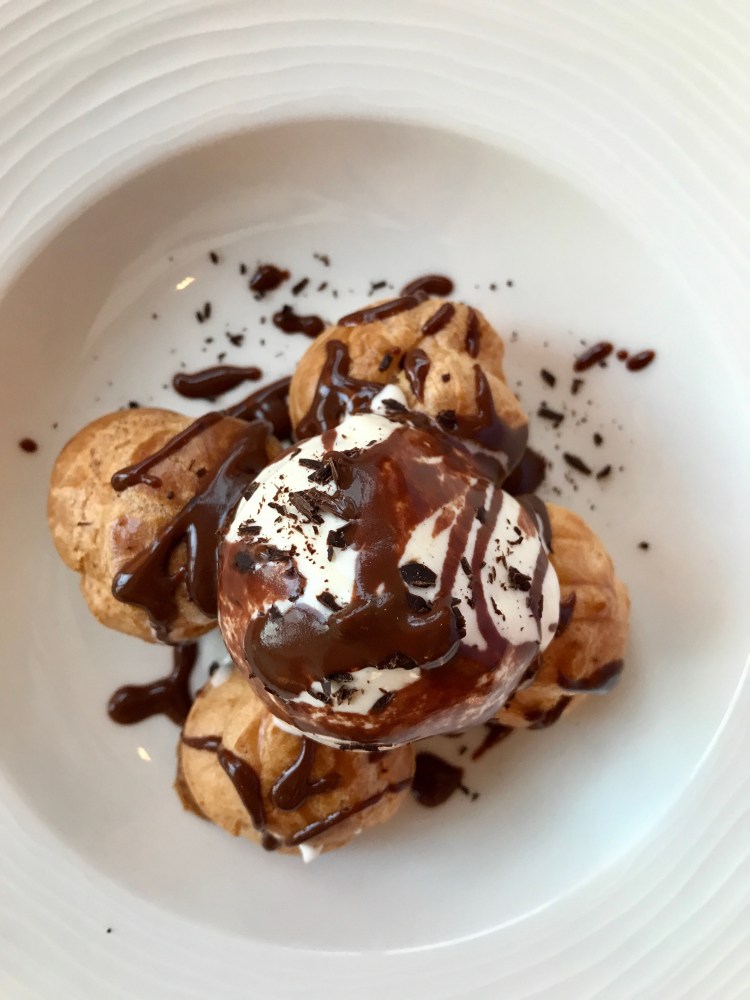 Chantilly choux bun with vanilla ice cream & chocolate sauce