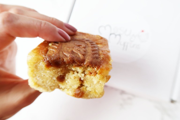 Lotus Biscoff Blondie